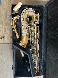 Yamaha YAS-23 Alto Saxophone with case and mouthpiece. Made in Japan - Picture 1 of 13