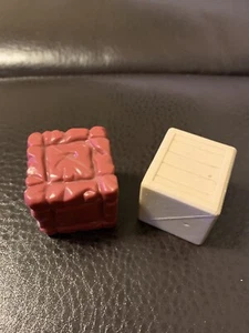 Fisher Price GeoTrax  2 crates- brown construction box & cargo box Replacement - Picture 1 of 5