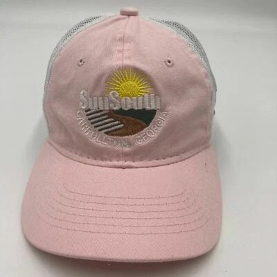 SunSouth Carrollton GA John Deere Tractor Camionero Gorra Rosa Blanco Correa Trasera  Foto 1 de 4