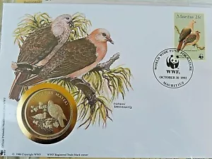 Mauricio - "BIRDS ~ PALOMA ROSA ~ WWF" PNC / ¡Cubierta de medalla 1992! - Imagen 1 de 8