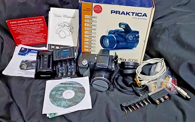 PRAKTICA Luxmedia 4008 Digital Camera with Accessories & Manuals VGC & Working - Image 1 of 4