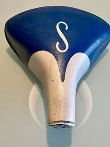 SCHWINN S SEAT BLUE / WHITE WITH SPRINGS FITS SCHWINN TYPHOON ROAD BIKES OTHERS - Picture 1 of 3