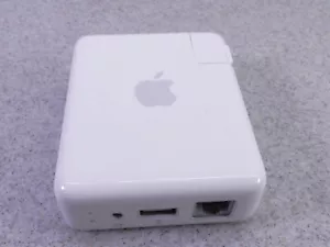 Vintage Apple A1084 Airport Express 1st Generation Wireless Base Station - White - Picture 1 of 13