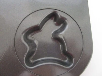 Molde Wilton Bunny Galletas Cupcake Caramelo 12 Cavidades Pascua Foto 1 de 3