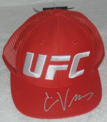 CAIN VELÁSQUEZ FIRMADO AUTO UFC REEBOK AUTÉNTICO LUCHA NOCHE GORRA SOMBRERO CERTIFICADO DE AUTENTICIDAD BAJO 200 Foto 1 de 4