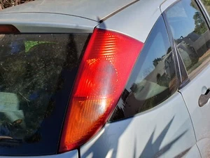 2002 Ford Focus RH Tailight 01/01 06/05 01 02 03 04 05 - Picture 1 of 1