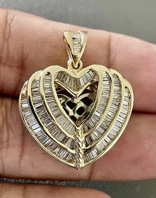 14K Yellow/White Gold 3.00CTW Baguette Diamond Heart Pendant (X230) - Image 1 of 4