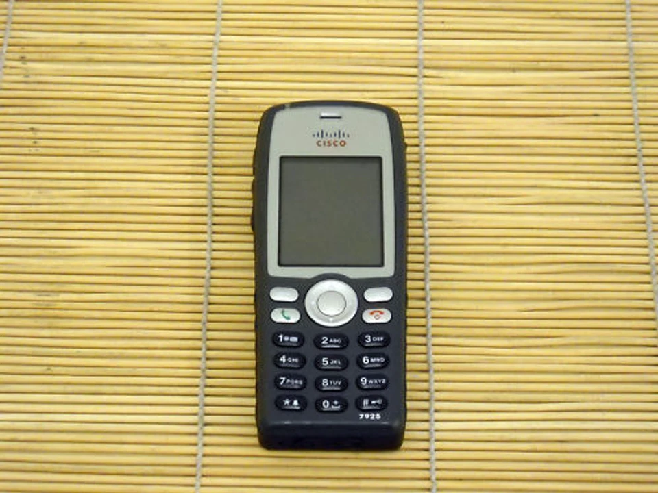 Cisco CP-7925G-A-K9 Better CP-7925G-E-K9 Wireless IP Phone Phone No Battery - Image 1 of 1