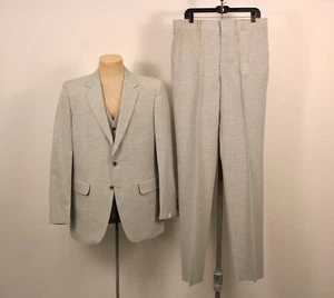 Men's VTG NOS 70s Light Grey Leisure Suit Sz 42 Long 1970s Polyester Disco 3 PC - Picture 1 of 20