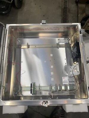 2英尺X2英尺X8英寸汉蒙德电气封闭面板盒铝合金带盖子和风扇罩 — 第 1/4 张图片