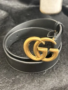 Authentisch Gucci schwarz Glattleder schmal Signatur Doppel G Schnalle Gürtel 75/30 - Bild 1 von 7