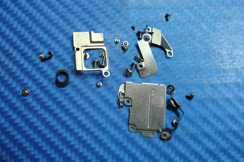 Apple iPhone 5 Verizon 4" 2012 A1429 MD658LL/A Juego de tornillos OEM con juego de escudo EMI Foto 1 de 1