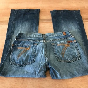 7 For All Mankind Dojo Jeans Women 27 Blue Low Rise Distressed Dark Wash Flared - Picture 1 of 15