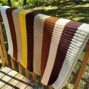 Manta de ganchillo bloque de color afgano rayas marrón bronceado amarillo rosa hecha a mano años 80 - Imagen 1 de 8