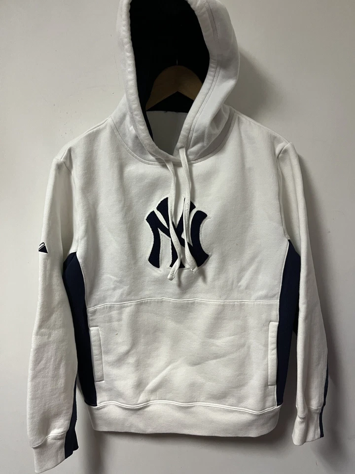 Majestic New York Yankees Pullover Hoodie Sweatshirt MLB Baseball *Read Sizing - Image 1 of 4