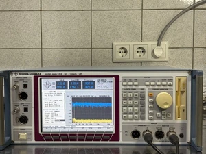 Rohde & Schwarz UPL con analizador de audio B1 1 año de garantía -130 dB THD - Imagen 1 de 24