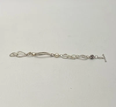 Michaels Dawkins silver horseshoe shape oval link pearl toggle clasp 7" bracelet - Image 1 of 4