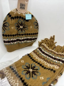Neu mit Etikett The Original Muk Luks Schal & Beanie Mütze gehäkelt wendbar goldbraun - Bild 1 von 11