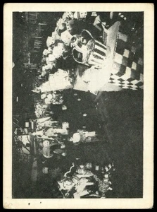 Somportex - 'James Bond 007 Thunderball' (1966) - #24 - Searching Through the... - Bild 1 von 2