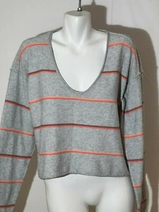 Free People Women Top Shirt Lt Sweater Small Petite Short Cropped Grey Orange - Picture 1 of 8