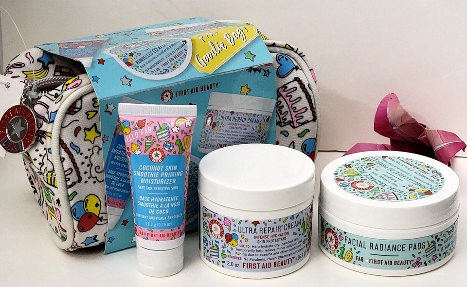 Первая помощь красоты FAB Goodie сумка! Подушечки для лица, ультра крем, увлажняющий праймер - Изображение 1 из 4