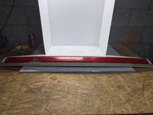 2007-2014 Cadillac Escalade Third Brake Light & Spoiler - Foto 1 di 11