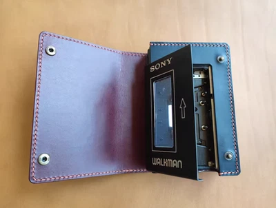 Protetor de bolsa de couro feito à mão personalizado para Sony TPS-L2 WM-3 toca-fitas cassete - Imagem 1 de 4
