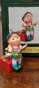 Hallmark Keepsake Curious The Elf 2002 esclusiva per i membri del Collector's Club - Foto 1 di 13