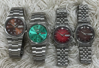 Lot of 4 Seiko 5 Automatic Brown,Red,Sea Green Mens Watch 7009 - Image 1 of 4