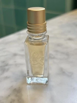 Perfume L'Occitane Neroli & Orchedee Eau De Toilette 0,025 oz 7,5 ml Francia Foto 1 de 4