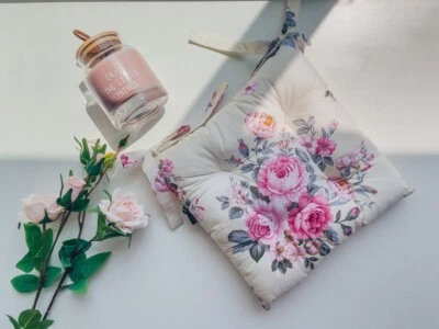 Square Chair Cushion with Ties — Vintage Rose Bouquet - Image 1 of 4