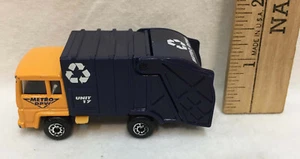 Matchbox Superfast Refuse Truck Toy Metro DPW Recycle Garbage Unit 17 1979 - Picture 1 of 6
