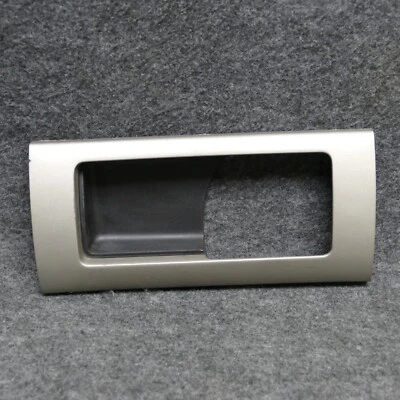 2003-2006 Lincoln Navigator RH Passenger Front Inner Door Handle Cup Bezel 72458 — 第 1/4 张图片