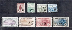 + 2IEME SERIE ORPHELINS LUXE MNH *** / COTE 550E/ SUPERBE - Foto 1 di 2