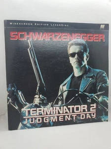 Terminator 2 : Judgement Day laserdisc Schwarzenegger TESTED - Picture 1 of 5