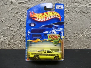 2001 Hot Wheels #95 Skin Deep Series 3/4 CHEVY PRO STOCK TRUCK Neon-Lime LEGGI - Foto 1 di 6