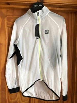 Altura Podium Shell windproof packable Jacket Medium with storage pocket - Image 1 of 4