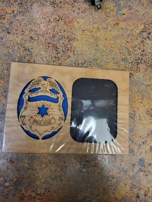 Nuevo marco de fotos mate "policía" grabado con láser 5x7 Foto 1 de 3
