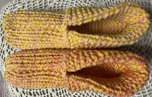 Handmade Hs Slippers w/cuffs Bright Yellow/Sea Coral Womans Lg Mans Med 9 1/2" - Picture 1 of 4