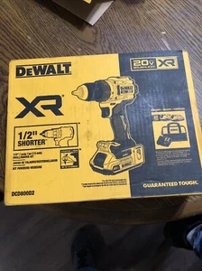 DeWALT 20V MAX XR 1/2" Brushless Cordless Compact Drill / Driver Kit DCD800D2 - Picture 1 of 7