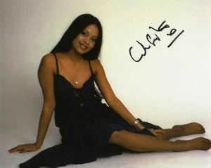 Film Autograph: SNEH GUPTA (James Bond: Octopussy) Signed Photo - Imagen 1 de 1