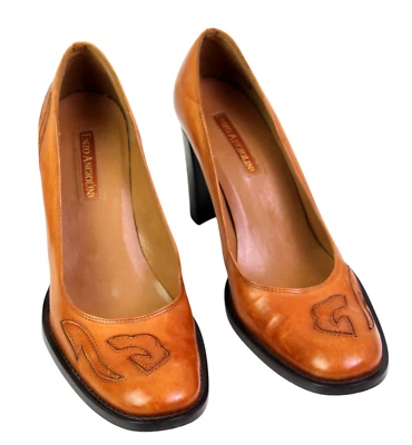 ZAPATOS DE SALÓN CLÁSICOS DE TACÓN ALTO DE CUERO REAL MARRÓN CON PUNTA REDONDA Enzo Angiolini Talla 9,5M Foto 1 de 4