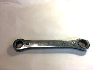 Cornwell 3/4 X 5/8" (12 Point) Ratcheting Box Wrench RB2024 USA - Picture 1 of 11