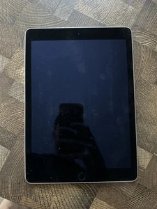 Apple iPad Air 2 (2018) - 2nd Generation - Great Condition - Picture 1 of 5