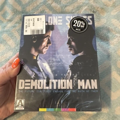 NEW** DEMOLITION MAN Blu-ray Limited Edition Newly Restored + 60 Page Book - Image 1 of 4