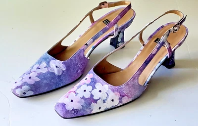 Zapatos de salón Stuart Weitzman para mujer florales lila con cordones para gatito talla 7,5 AA Foto 1 de 4