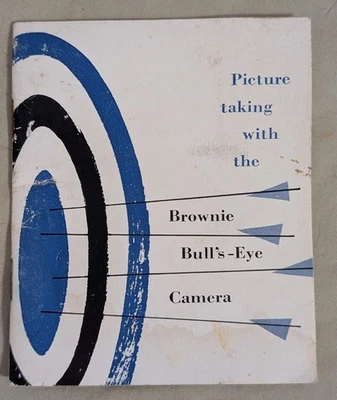 Scattare foto vintage con la fotocamera Brownie Bull's-Eye Kodak libretto istruzioni - Immagine 1 di 2