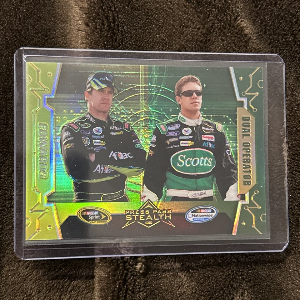 2009 Press Pass Stealth Dual Operator Chrome Green Gold /99 Carl Edwards #71 NM - Image 1 of 4