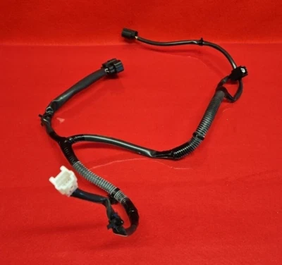 2013 - 2017 Infiniti QX60 / JX35 Pathfinder - Passenger Front Occupant Harness - Image 1 of 4