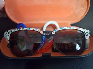 Vintage 1994 U.S WORLD CUP Soccer sunglasses Striker Series - Picture 1 of 10
